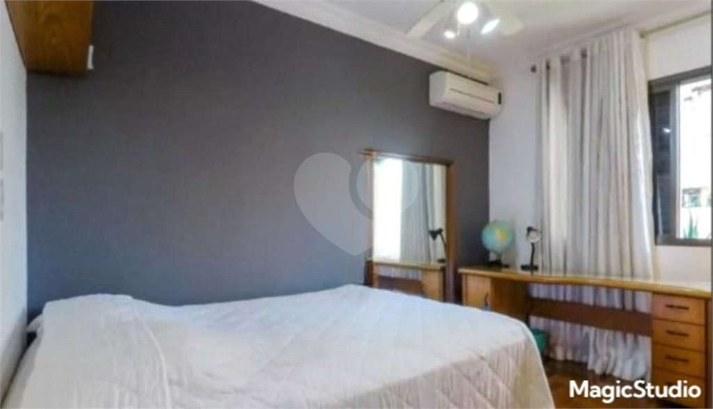 Apartamento com 187m² , 4 dormitórios , sendo 1 suíte , 3 vagas , para locação na Vila Mariana.