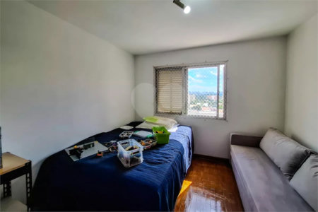 Apartamento de 117m2 com 3 dormitórios e 1 vaga na Vila Mariana
