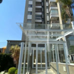 Oportunidade Apartamento mobiliado á venda na saude com 60m² com 2 dorm e 2 vaga. Aceita e estuda Permuta ( sujeito a avaliação).