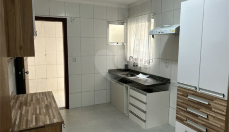 Apartamento à venda com 3 quartos, sendo 1 suíte, em Vila Lavínia, Mogi das Cruzes, SP