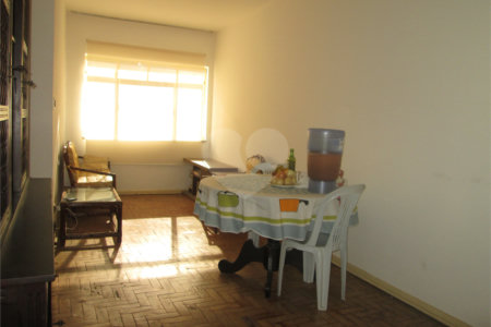 Apartamento de 72 m² com 02 dormitórios - Vila Mariana