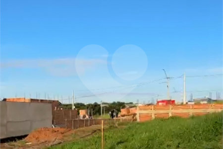 Terreno para venda com 200 metros quadrados em Olímpia SP