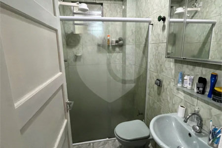 Apartamento à venda com 55m² - Próximo aos metrôs Liberdade e Sé