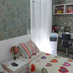 SOBRADO MOBILIADO DE 199,0 M² COM 02 SUITES, 04 VAGAS E PISCINA PARA VENDA NO JARDIM VIRGINIA BIANCA