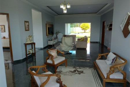 Casa de Alto Padrão no Residencial dos Lagos em Itupeva SP