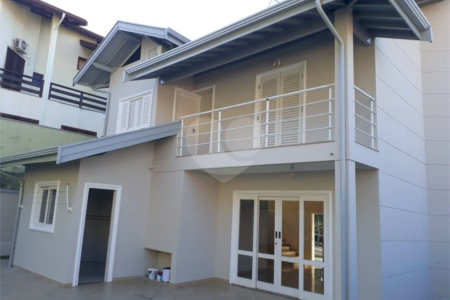 Sobrado à venda com 3 quartos, sendo 1 suíte,  em Condomínio Residencial Terras do Caribe, Valinhos, SP
