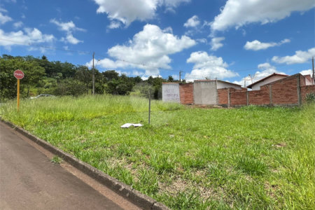 Terreno à Venda no Residencial Bosque dos Tamanduás – Descalvado/SP