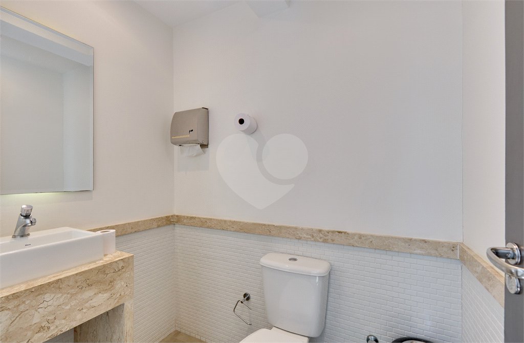 Sala comercial á venda em Santo Amaro, São Paulo - SP