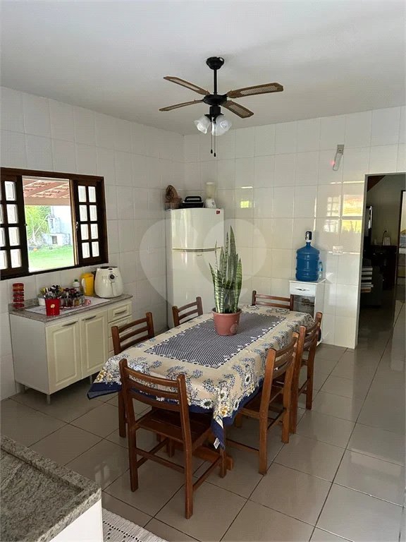 Sítio encantador em Nazaré Paulista – 1.000 m² de terreno, piscina e varanda gourmet