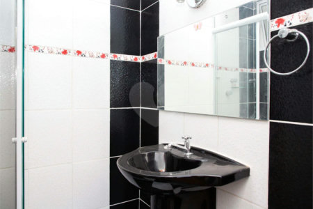 Apartamento - Centro - 1 Dormitório - Próximo ao Metrô - Venda