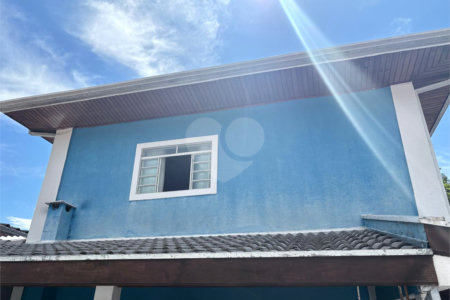 Ótima Casa à Venda – Avenida Salinas São José dos Campos