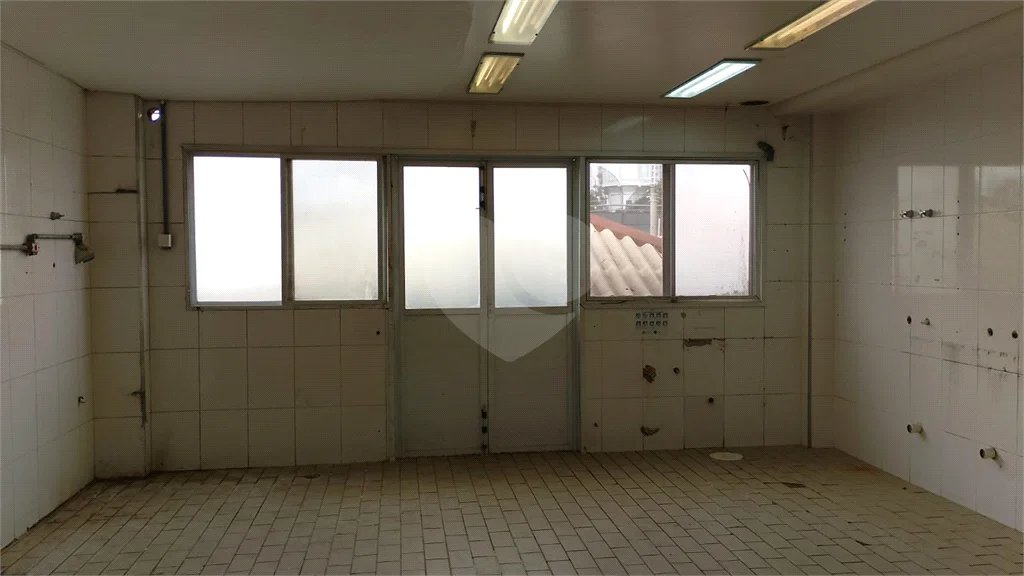 Prédio Comercial à Venda na Mooca – 394 m² de Área Construída