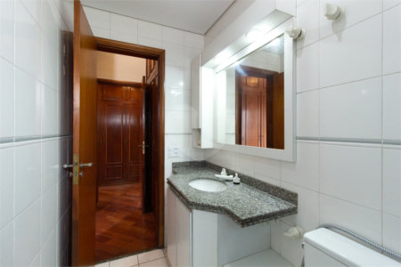 Apartamento a Venda na Chácara Santo Antônio, 163 m², 3 suítes, 2 vagas,, lazer e próximo ao parque