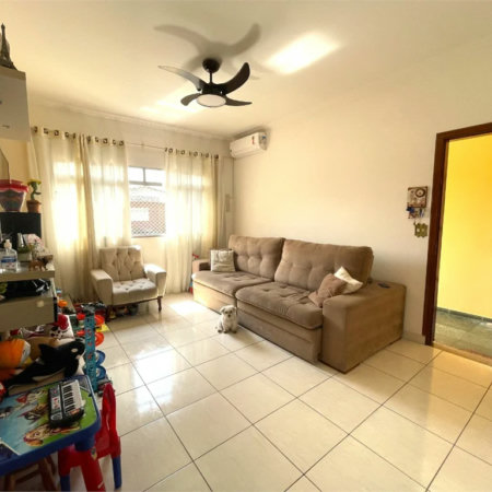 Sobrado à venda com 182m² 3 quartos, 2 vagas e churrasqueira em excelente localização