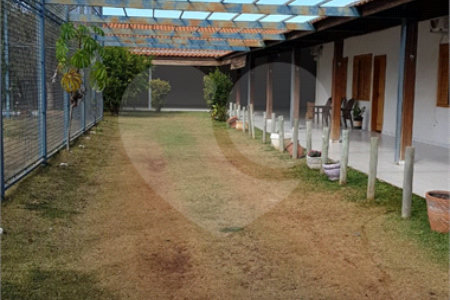 Chácara em condomínio Quinta dos Buritis 3 quartos, 1000 m²