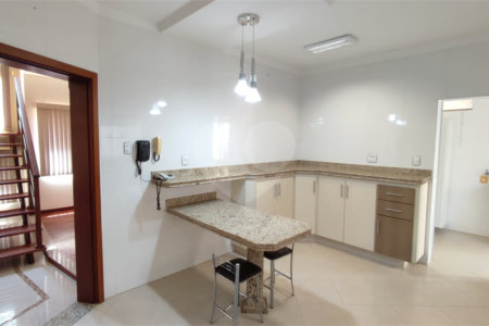Casa à Venda de 5 dormitórios em São Carlos, no Residencial Eldorado