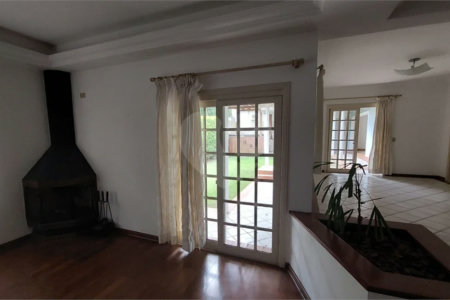 Casa para venda ou aluguel - Condomínio São Paulo II - Cotia.