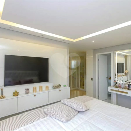 Apartamento reformado a venda no Alto da Boa Vista