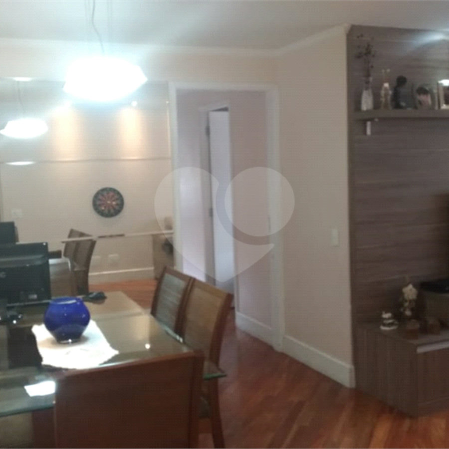Apartamento à venda no Brooklin de 92 m² com 3 dormitórios, 1 suíte e 1 vaga de garagem.