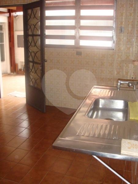 Casa térrea com 2 dorm. na Saúde