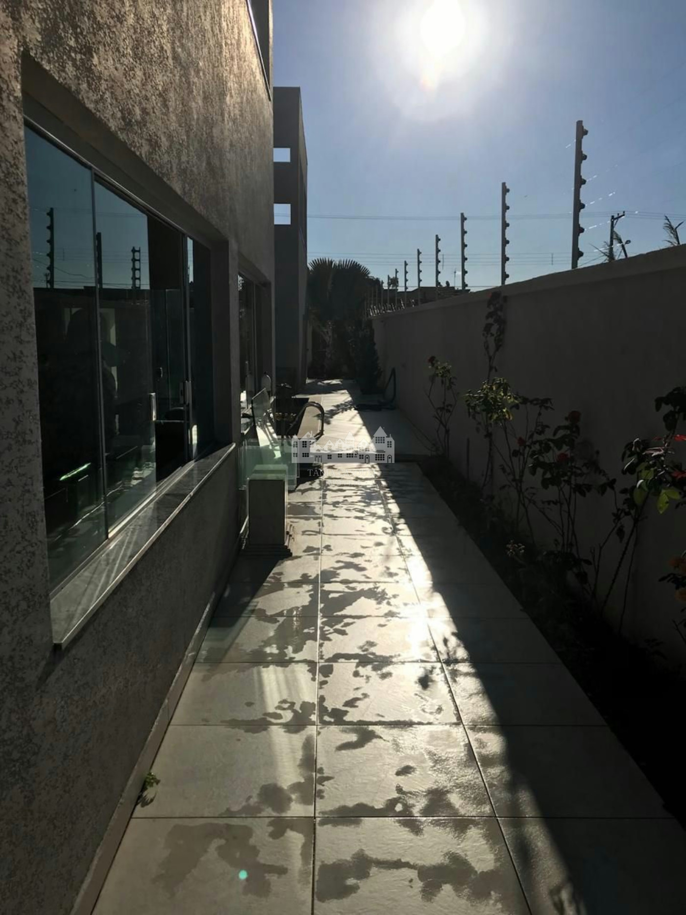Casa à venda com 5 quartos, sendo 3 suítes,  em Loteamento Jardim Morumbi, Atibaia, SP