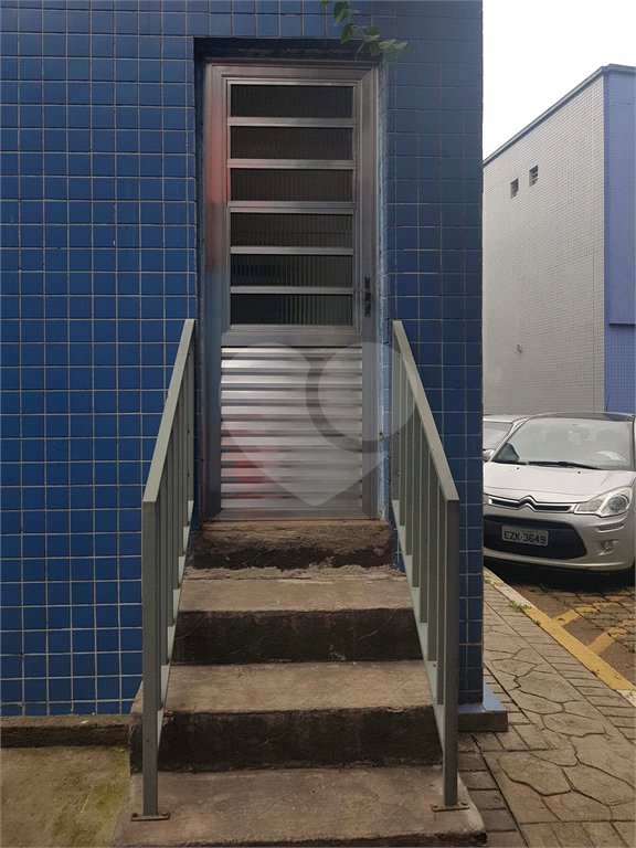 Imóvel no Catumbi, região do Brás do lado da UBS Maria Zélia, Ponte da Vila Maria, Marginal Tietê