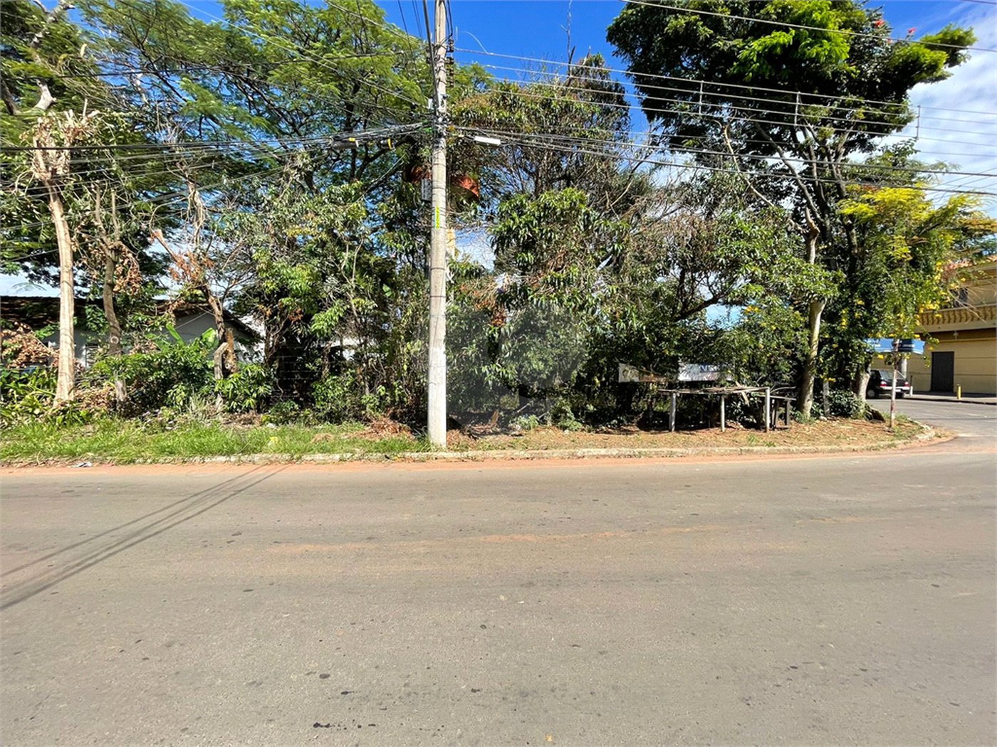 Terreno no Jardim Jockey Clube