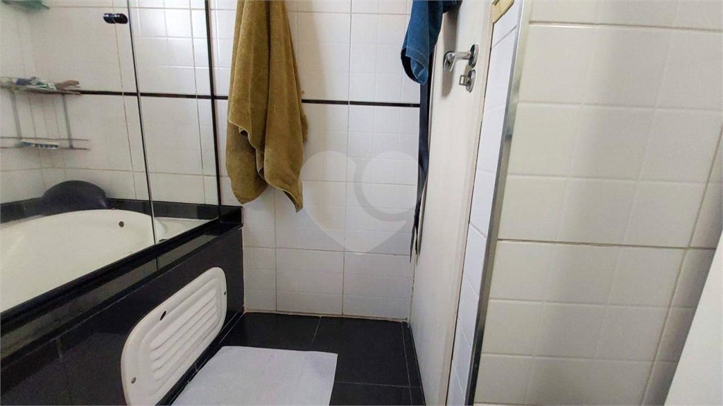 Casa à venda com 3 quartos, sendo 1 suíte,  em Vila Paulista, São Paulo, SP
