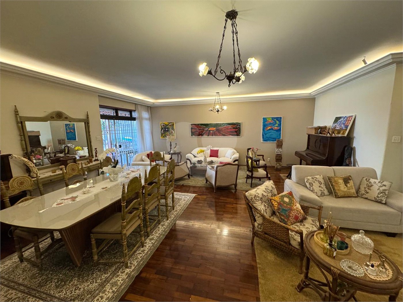 Casa com 4 quartos próxima á Santa Casa