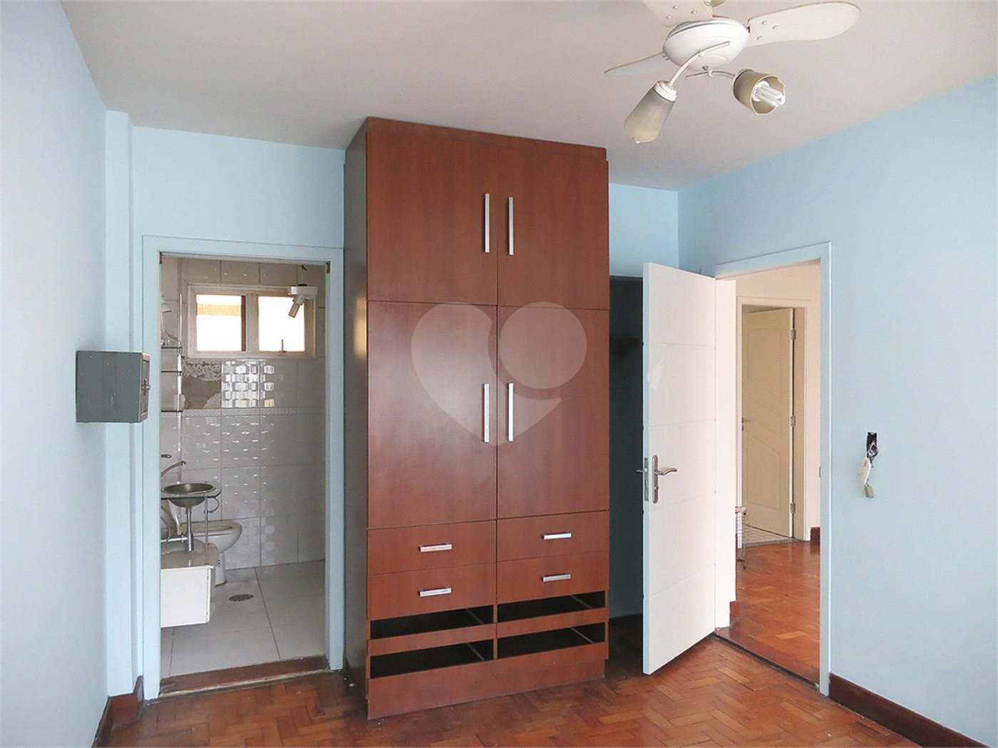 Apartamento com uma suíte na Bela Vista