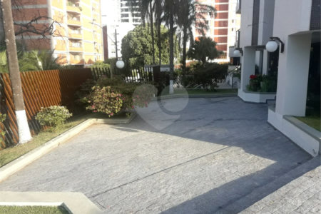 Vendo Excelente apartamento no Centro de São Carlos SP