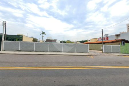 Terreno 801 m² à venda ou locação | Malota (Jardim Samambaia) | Jundiaí