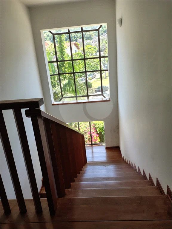 Casa à venda ou para alugar com 5 quartos, sendo 2 suítes, em Jardim Dos Estados, Poços de Caldas - MG