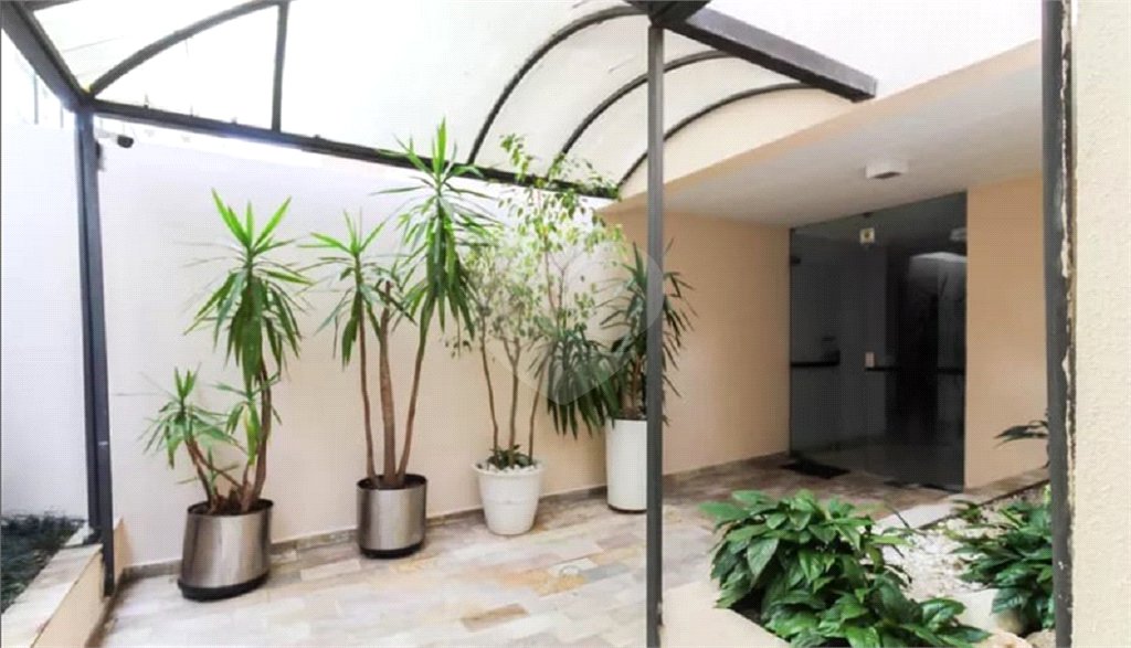 Apartamento á venda - Moema