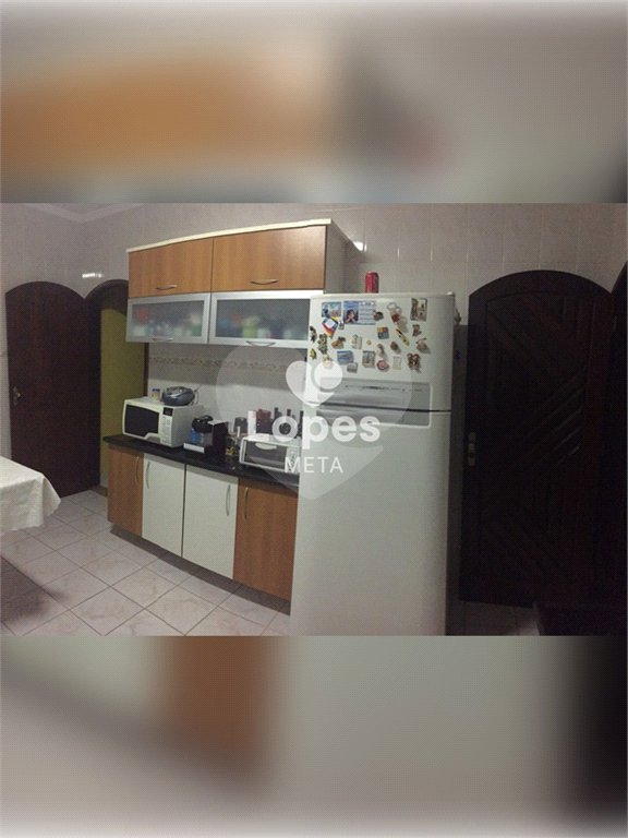 SOBRADO A VENDA, BAIRRO PARQUE DOS IPÊS, 3 DORMITORIOS 1 SENDO SUITE, 2 VAGAS DE GARAGEM, SJC/SP