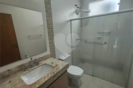 Casa à venda com 3 quartos, sendo 1 suíte,  no condomínio Bosque São Carlos, São Carlos - SP