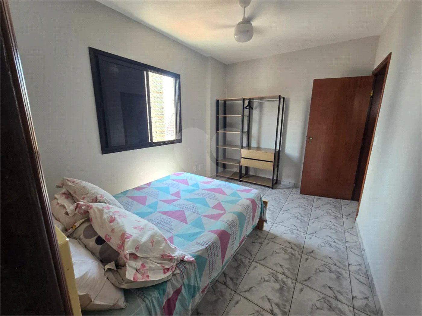 Belíssimo apartamento recém reformado na Praia Grande.