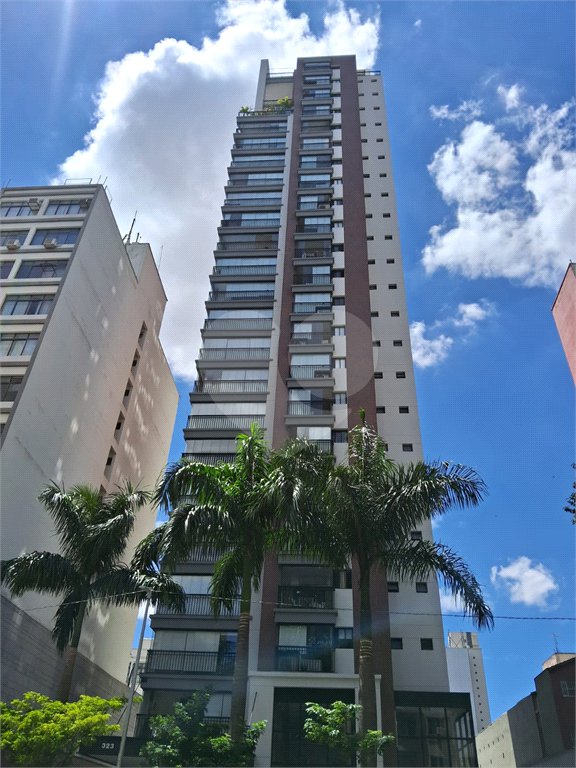 Apartamento à Venda na Bela Vista com 40 m2 de 1 Suíte em Andar Alto