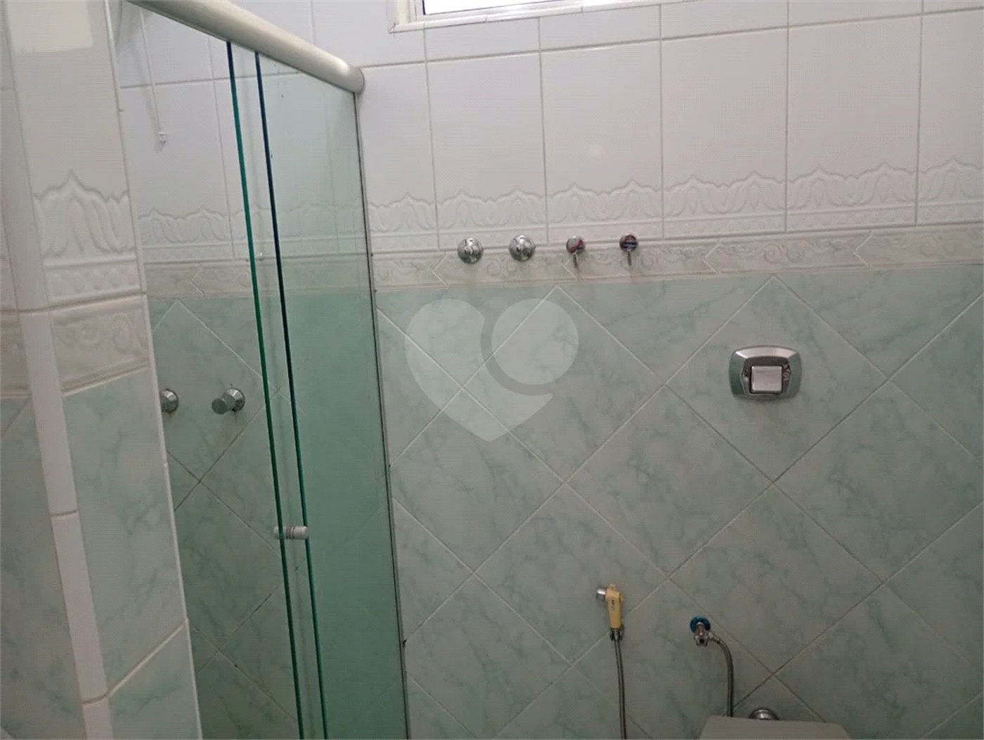 Casa térrea com edícula, com 4 dormitórios à venda no Condomínio Residencial Parque Taquaral em Piracicaba/SP.