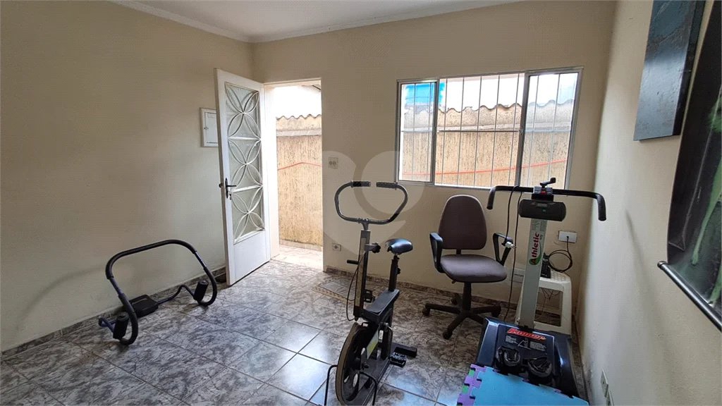 Casa Assobradada à venda | 209 m² | 3 dormitórios | Edícula | 3 vagas na Parada Inglesa!