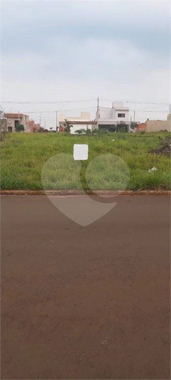 Excelente oportunidade no loteamento Terra Di Treviso! Terreno pronto para construir, com ótima topo