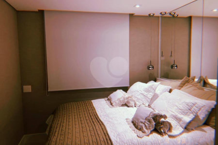 Apartamento com 2 dormitórios e 1 vaga de garagem ao lado do Parque Ibirapuera.