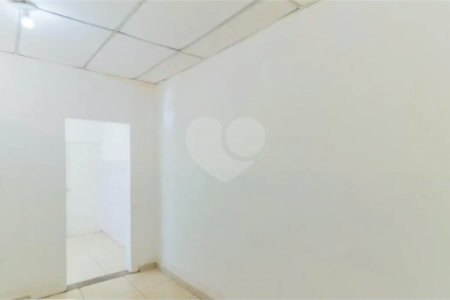 Imóvel Comercial e Residencial à Venda na Avenida Guarulhos – 285,95 m²