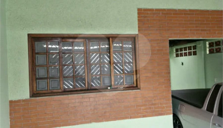 Casa Térrea à venda com 2 quartos, sendo 1 suíte,  em Parque Santana, Mogi das Cruzes, SP