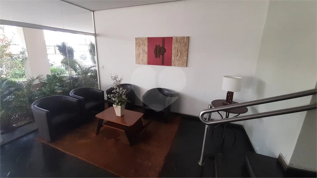 Apartamento de 1 quarto, no térreo, com garagem, para locação no Cambuci