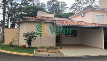 Casa à venda com 3 quartos, sendo 1 suíte,  no condomínio Residencial Dona Eugenia, São Carlos - SP