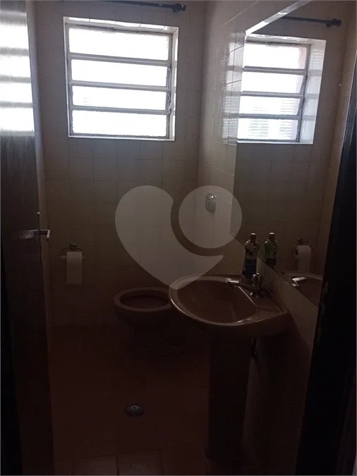 Casa à venda ou para alugar com 2 quartos, sendo 1 suíte, em Jardim São José, São Roque, SP