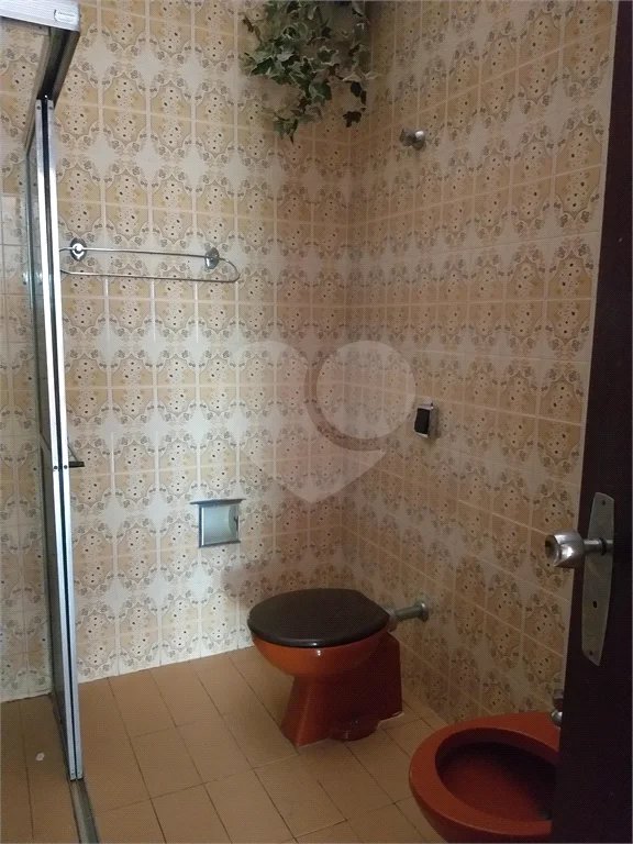 Casa à venda com 4 quartos, sendo 1 suíte,  no Centro, Vinhedo, SP