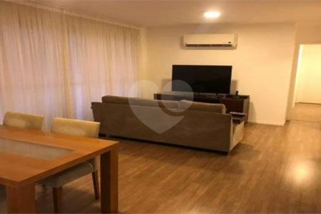 Apartamento com 3 dormitorios condominio L´ Essence Moóca.