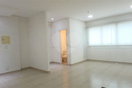SALA COM 39 M² PARA LOCAÇÃO COM BANHEIRO E 1 VAGA DE GARAGEM EM SBC - CENTRO - SP